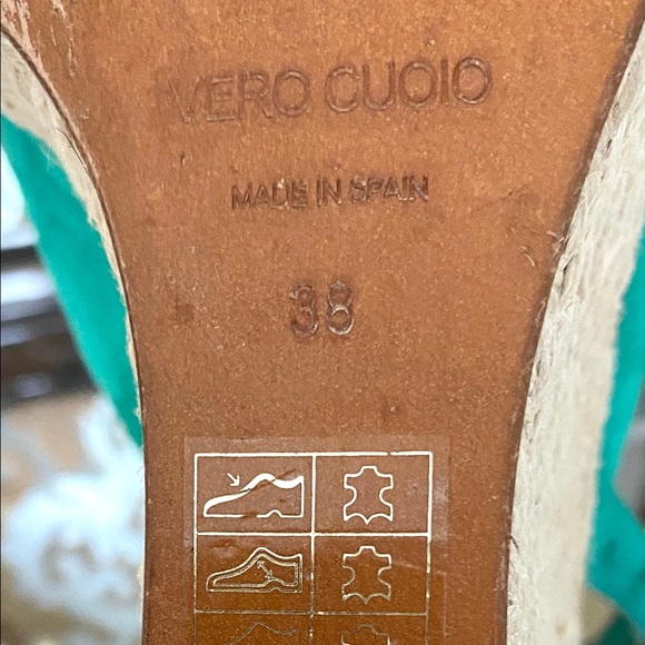 Paloma Barcelo’ Rosette Wedge Sandals - Picture 11 of 12